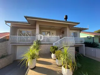 Casa com 3 dormitórios, foto 1
