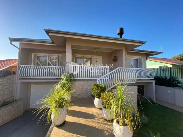 Casa com 3 dormitórios
