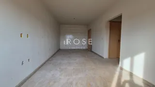 Casa geminada com 2 dormitórios, foto 2