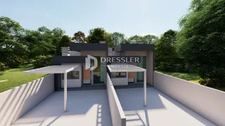 Vista da fachada de uma residência moderna com terraço e pérgola.