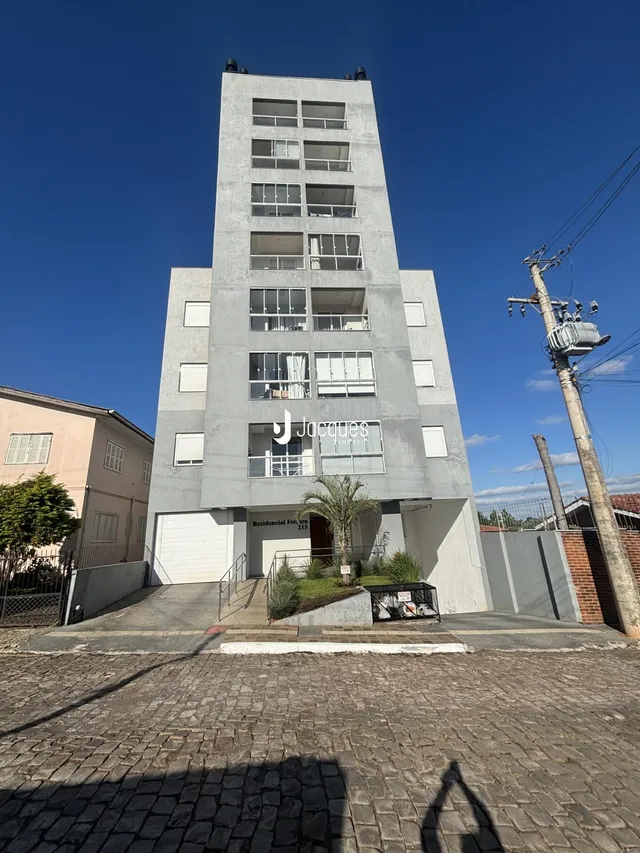 Fachada de um prédio residencial em Lajeado, Brasil.