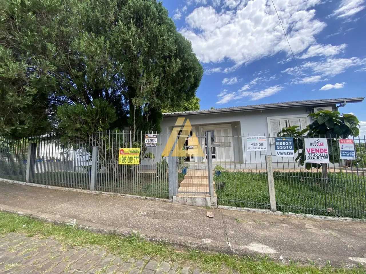 Casa com 3 dormitórios, foto 1