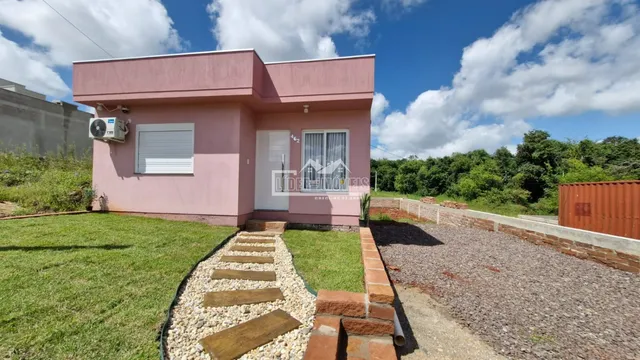 Casa com 1 dormitório