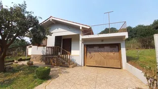 Casa com 3 dormitórios, foto 1