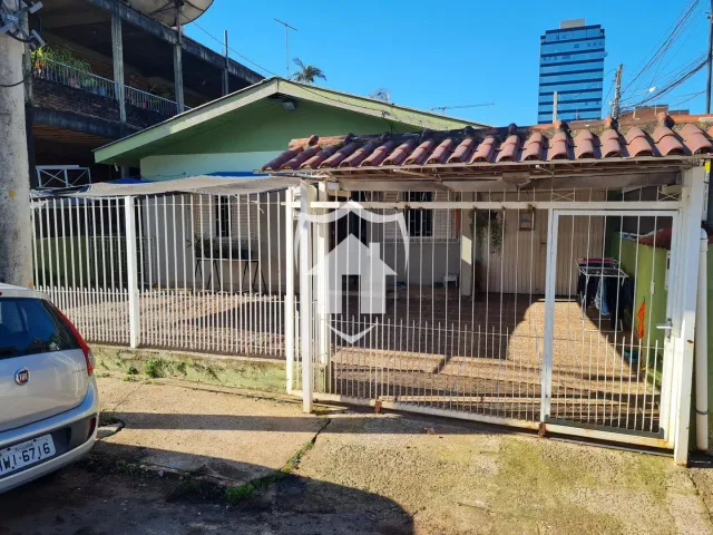 Casa com 3 dormitórios