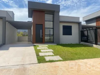 Casa geminada com 2 dormitórios, foto 1