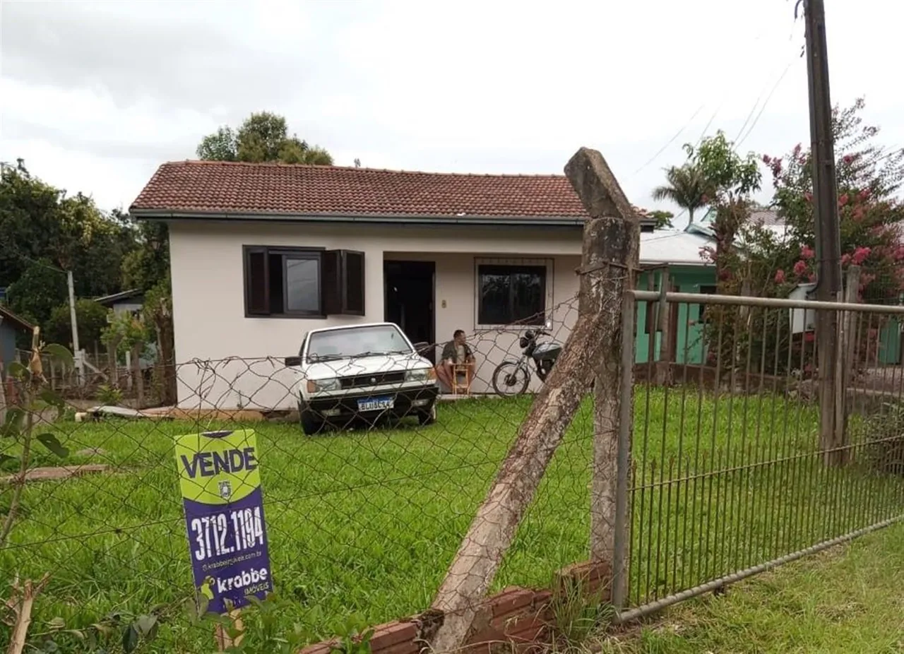 Casa com 2 dormitórios, foto 1