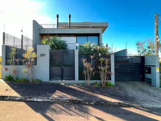Casa com 3 dormitórios, foto 1