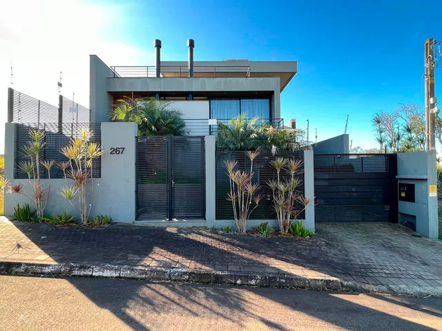 Casa com 3 dormitórios