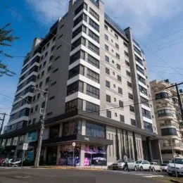 Fachada de um prédio residencial em Lajeado, Brasil.