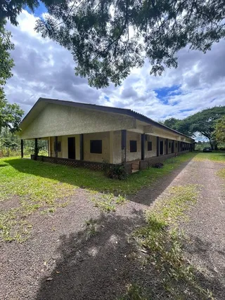 Área rural com 4 dormitórios