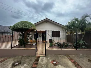 Casa com 3 dormitórios, foto 2