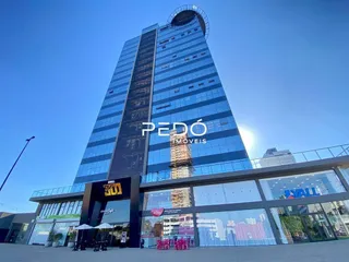 Fachada moderna de um edifício residencial em Lajeado, Brasil.