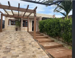 Casa geminada com 2 dormitórios, foto 1