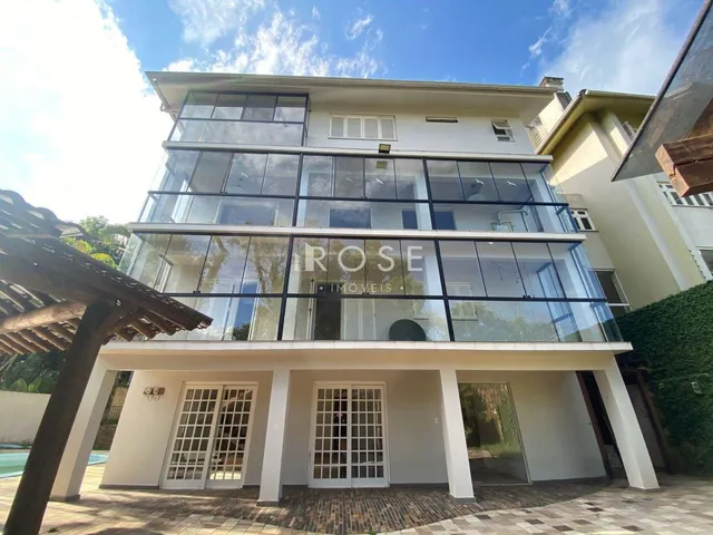 Casa com 5 dormitórios, foto 2