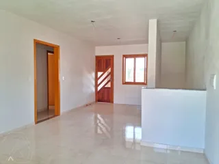 Casa geminada com 2 dormitórios, foto 2