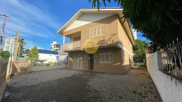 Casa com 5 dormitórios, foto 2