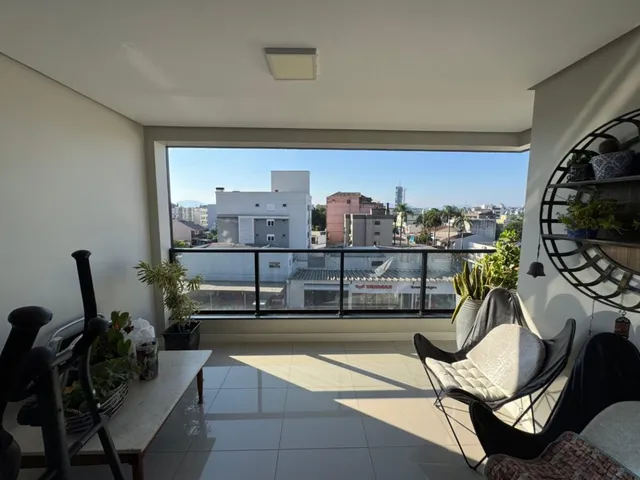 Apartamento com 3 dormitórios