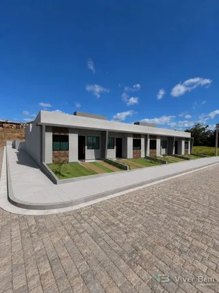 Casa geminada com 2 dormitórios, foto 1