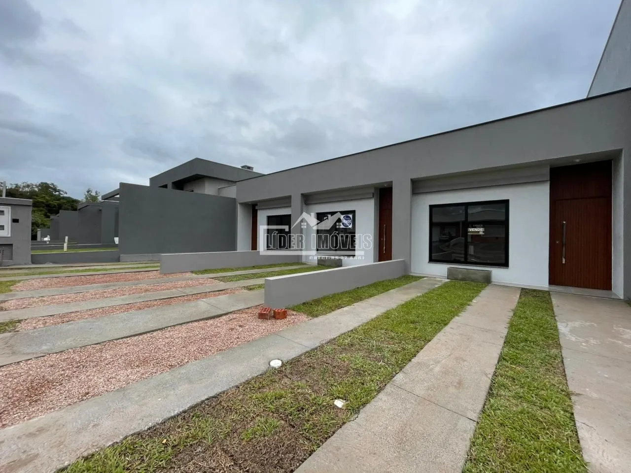 Casa geminada com 2 dormitórios, foto 1
