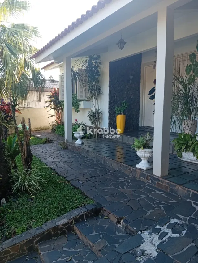 Casa com 4 dormitórios, foto 4