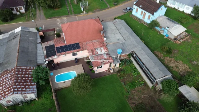 Casa com 4 dormitórios, foto 2