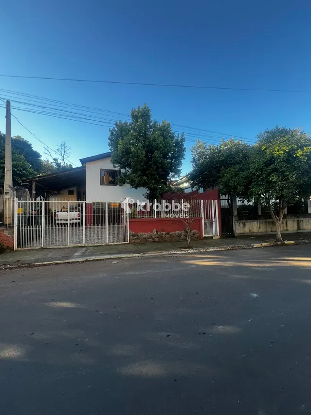Casa com 2 dormitórios