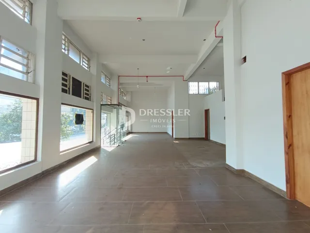 Corredor interno de um imóvel residencial em Lajeado.