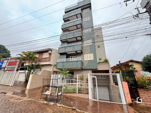 Vista da fachada de um prédio residencial em Lajeado, Brasil.