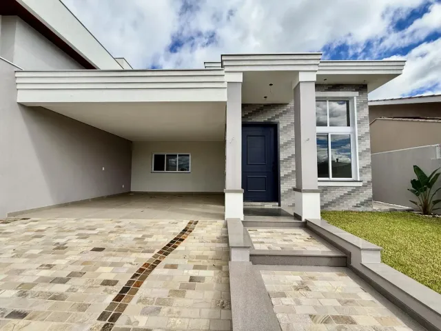 Casa com 3 dormitórios