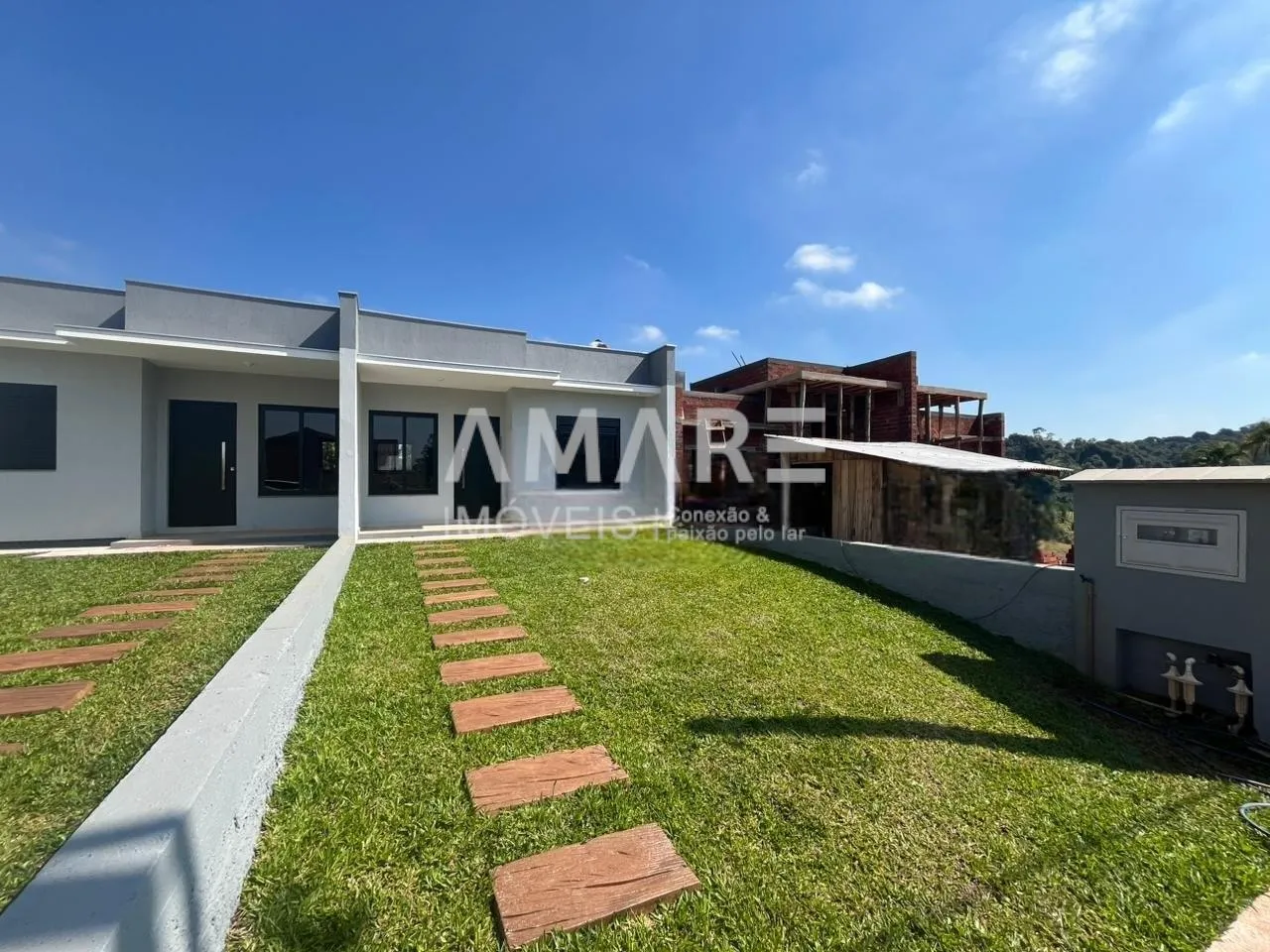 Casa geminada com 2 dormitórios, foto 1