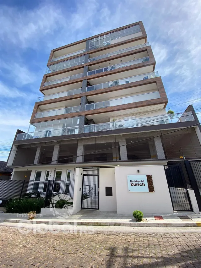 Fachada de um prédio residencial em Lajeado, Brasil.