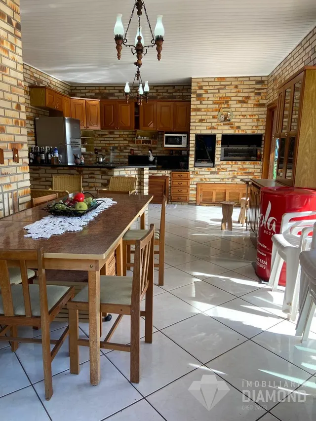 Casa com 4 dormitórios, foto 3