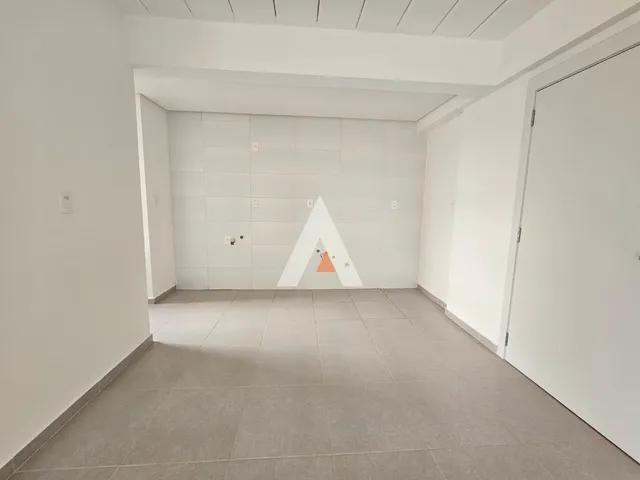 Apartamento com 2 dormitórios, foto 2