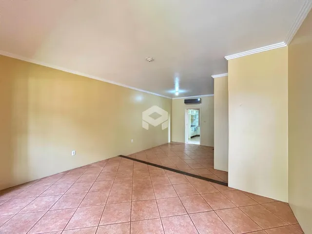 Casa com 4 dormitórios, foto 2