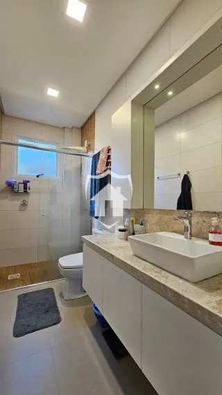 Apartamento com 2 dormitórios
