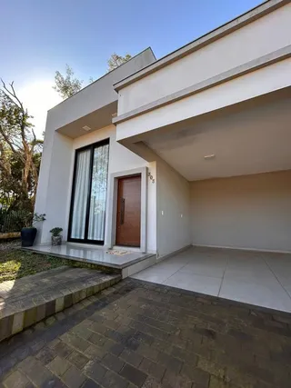 Casa com 3 dormitórios