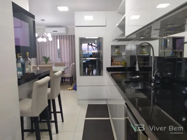 Sobrado com 3 dormitórios