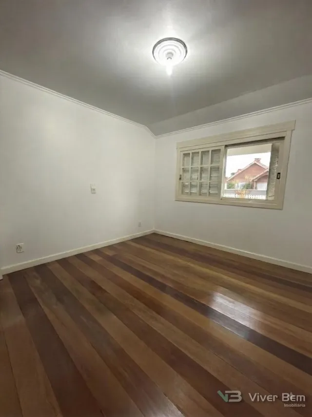 Casa com 4 dormitórios, foto 3