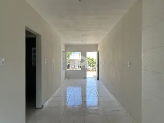 Corredor interno de uma residência em Lajeado, Brasil.