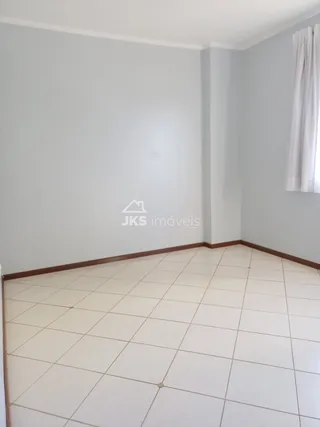 Apartamento com 2 dormitórios, foto 3
