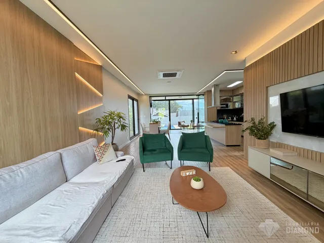 Casa com 4 dormitórios, foto 2