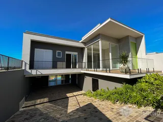 Casa com 3 dormitórios, foto 1