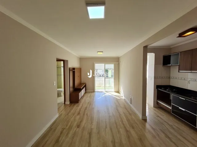 Apartamento com 2 dormitórios, foto 2