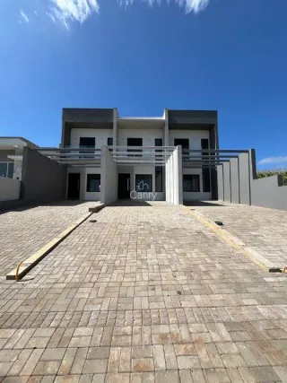 Sobrado com 2 dormitórios