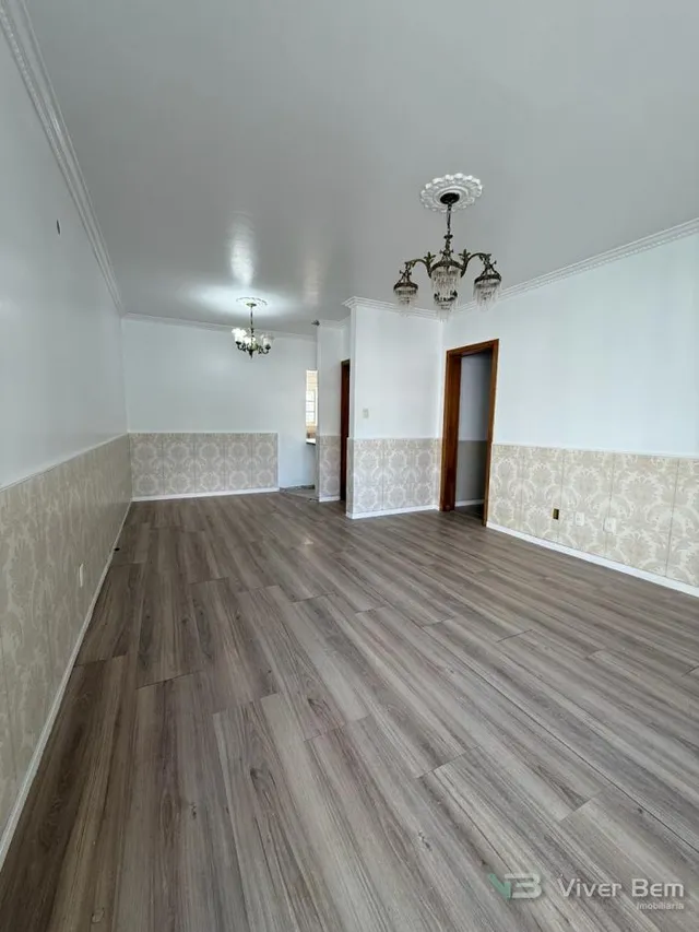Casa com 4 dormitórios, foto 3