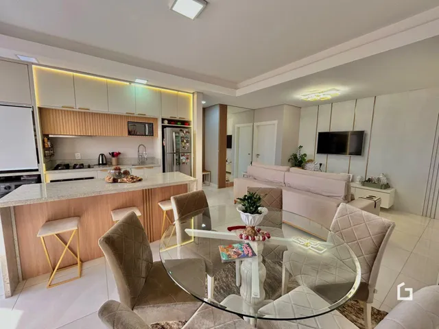 Apartamento com 2 dormitórios, foto 2