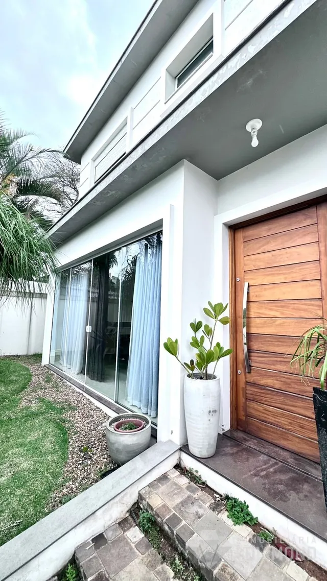 Casa com 4 dormitórios, foto 2