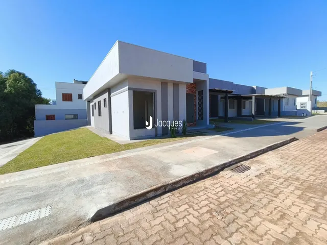Fachada de uma residência moderna em Lajeado, Brasil.