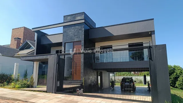 Casa com 3 dormitórios